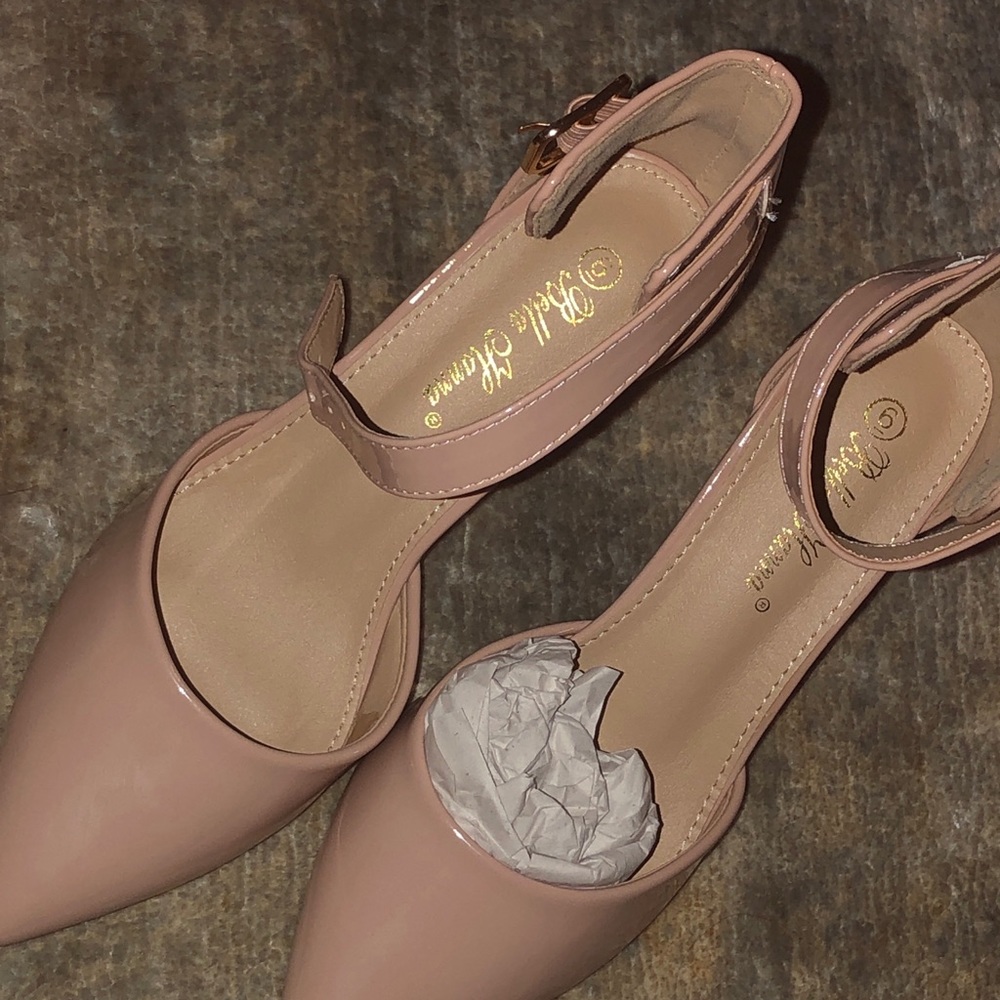 CLASSY HEELS